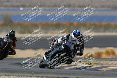 media/Apr-10-2022-SoCal Trackdays (Sun) [[f104b12566]]/Turn 14 (10am)/